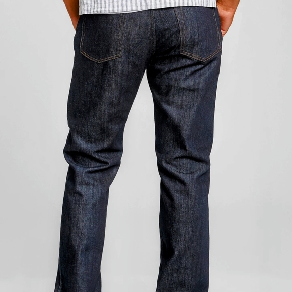 NWOT GAP Mens Straight Fit Dark Wash Jeans - Picture 2 of 5